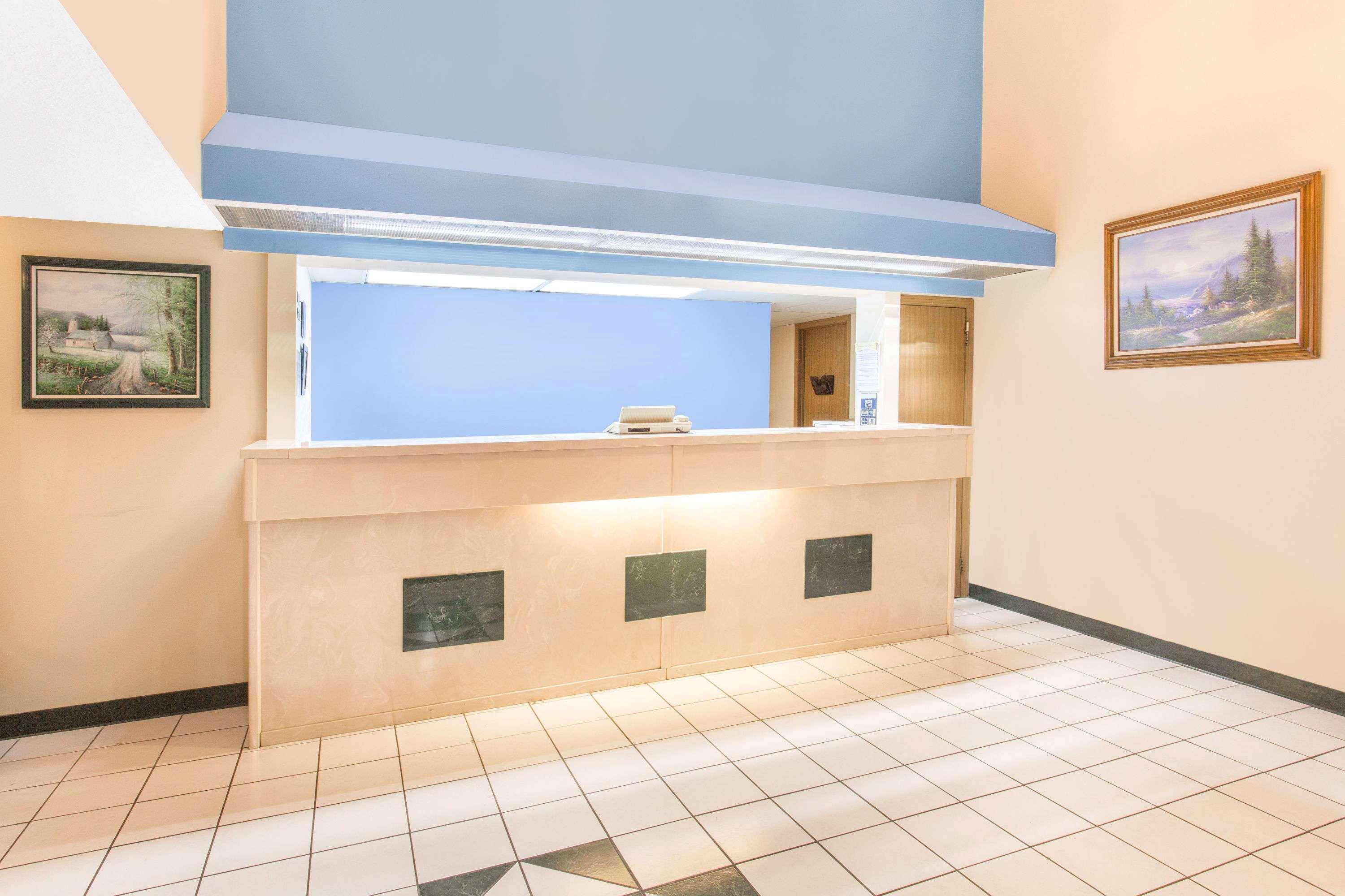 Days Inn & Suites By Wyndham Bentonville Kültér fotó