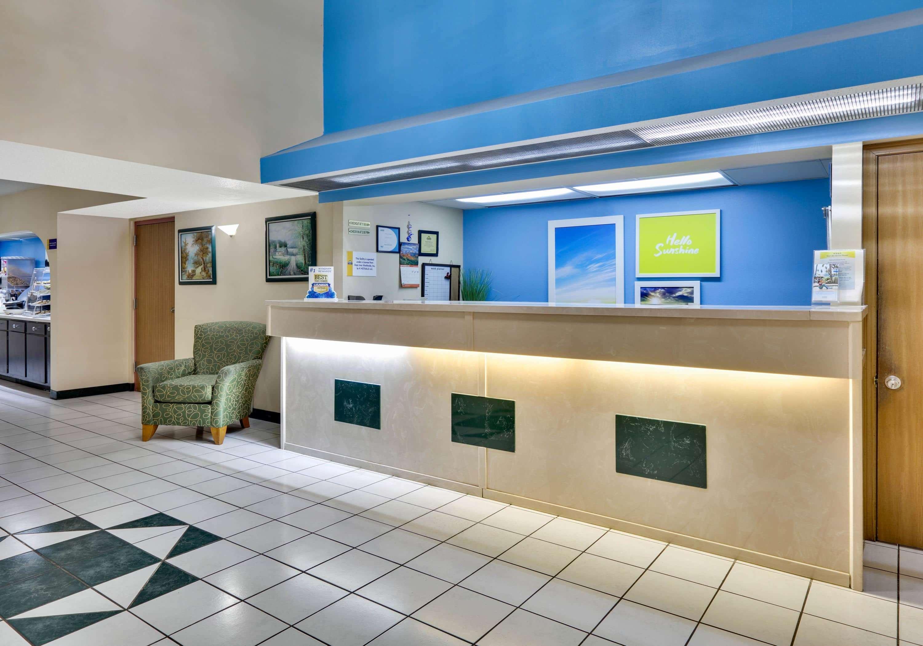 Days Inn & Suites By Wyndham Bentonville Kültér fotó